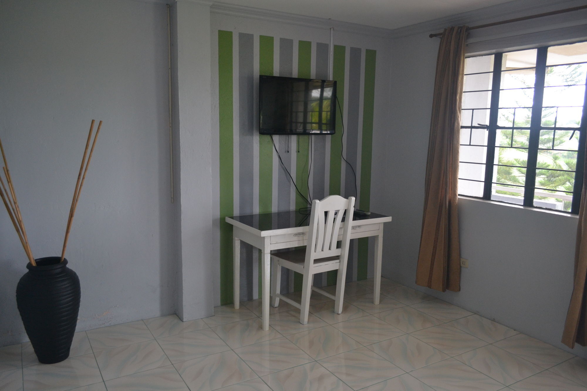 El Paso Inn Tagaytay City Екстер'єр фото